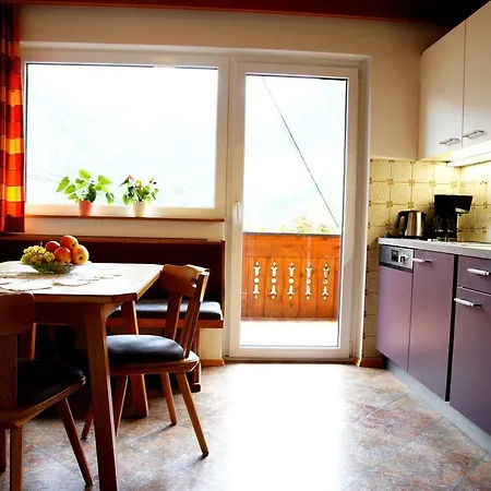 Almblick Apartment